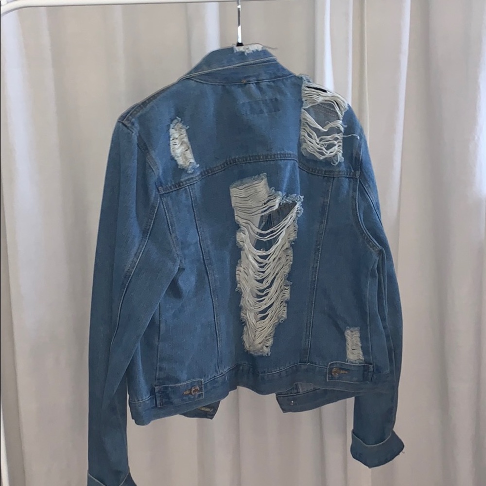 Jean jacket - Picture 2 of 3